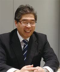 小野浩司 氏